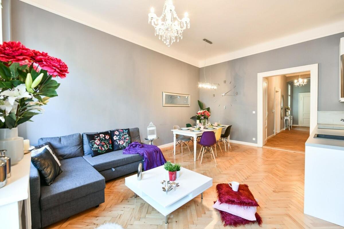 Cityscape Wenceslas Square Apartment Prága Kültér fotó