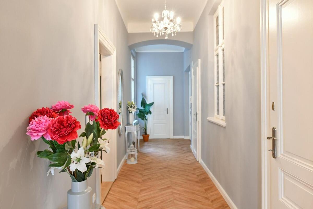 Cityscape Wenceslas Square Apartment Prága Kültér fotó